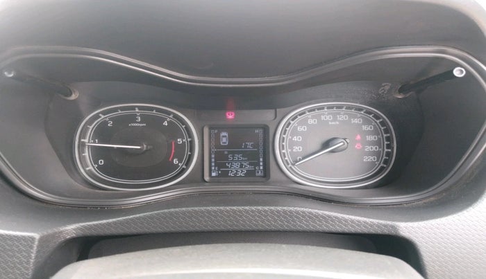 2017 Maruti Vitara Brezza ZDI, Diesel, Manual, 43,875 km, interior