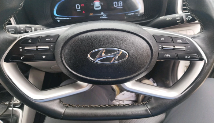 2023 Hyundai VENUE SX (O) 1.5 CRDI, Diesel, Manual, 17,543 km, interior