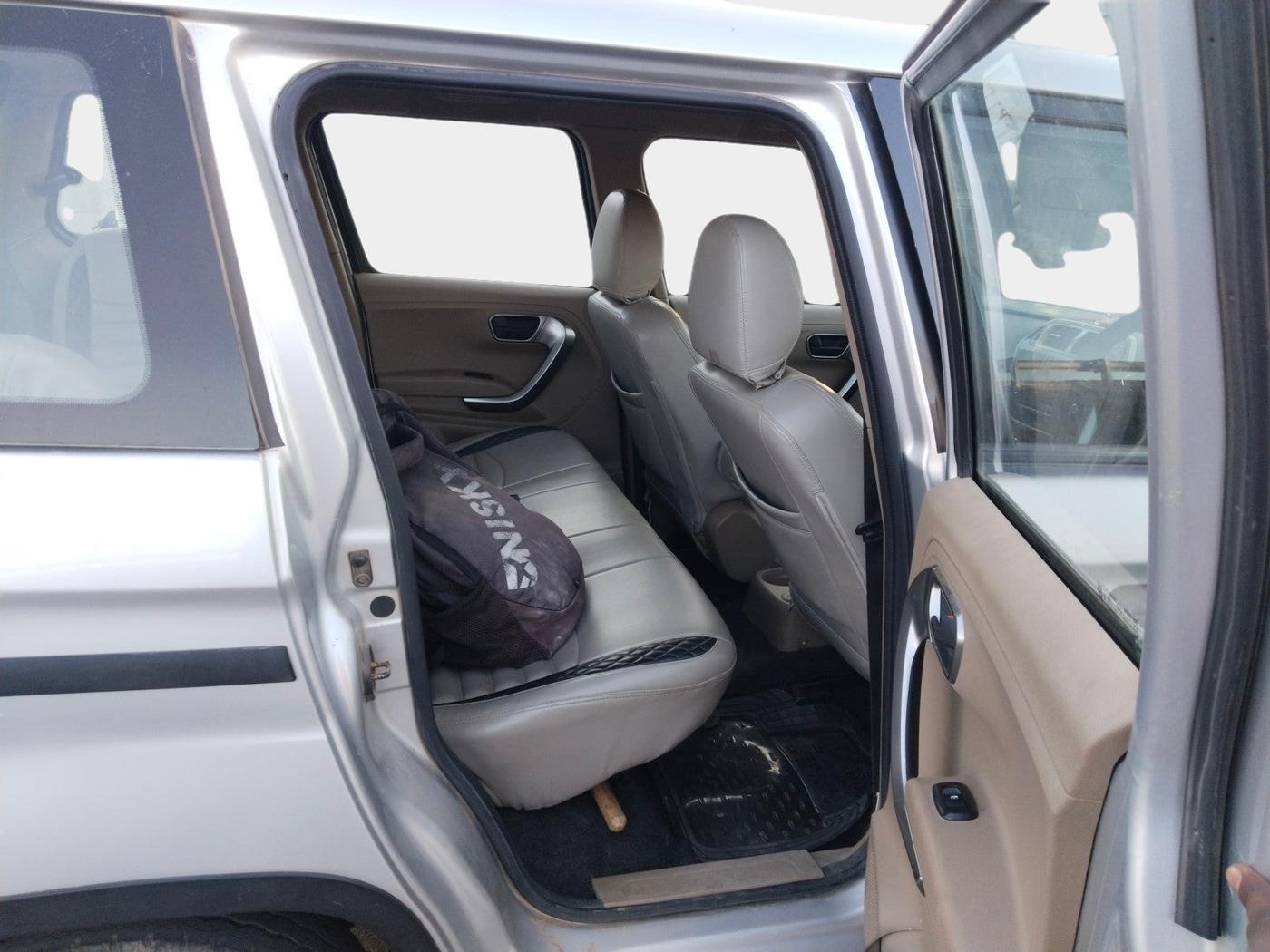2021 Mahindra BOLERO NEO N 10 (O), Diesel, Manual, 95,549 km, interior