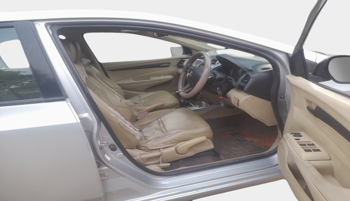 2013 Honda City 1.5L I-VTEC S MT, Petrol, Manual, 1,18,459 km, interior