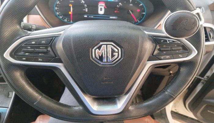 2021 MG HECTOR PLUS SHARP 2.0 DIESEL TURBO MT 6-STR, Diesel, Manual, 1,29,189 km, interior