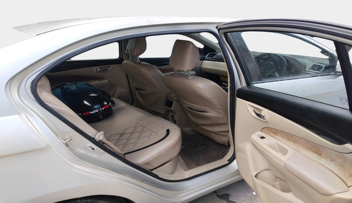 2014 Maruti Ciaz VXI+, Petrol, Manual, 1,04,711 km, interior