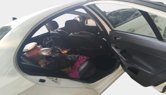 2016 Tata Zest XE PETROL, Petrol, Manual, 61,848 km, interior