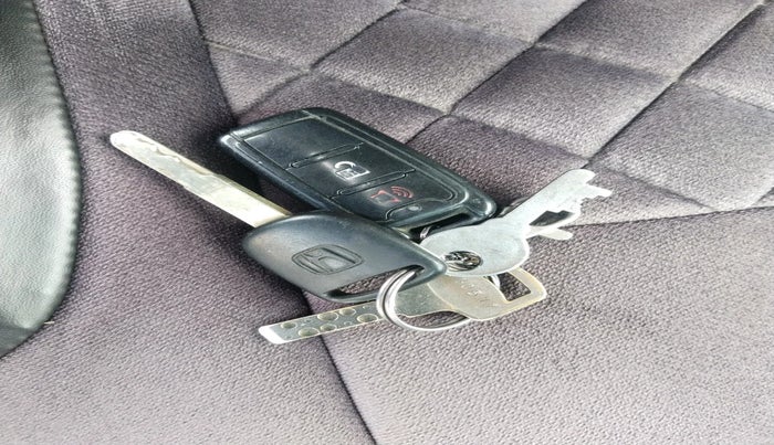 2013 Honda City 1.5L I-VTEC E MT, Petrol, Manual, 1,56,263 km, interior