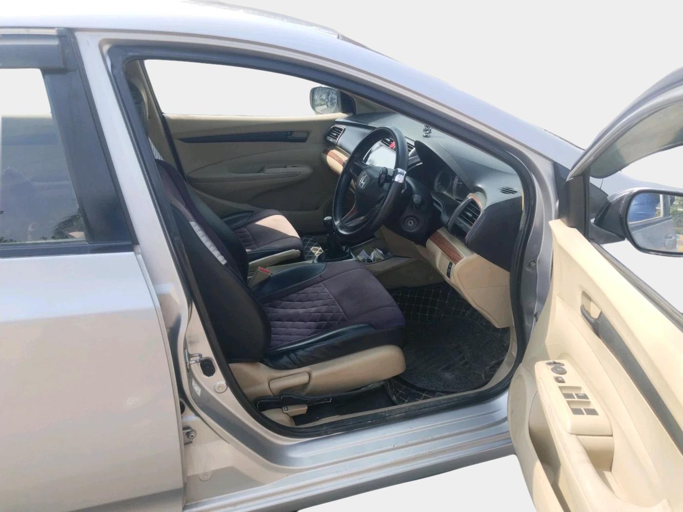 2013 Honda City 1.5L I-VTEC E MT, Petrol, Manual, 1,56,263 km, interior