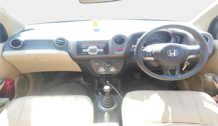 2014 Honda Amaze 1.5L I-DTEC S, Diesel, Manual, 1,57,999 km, interior