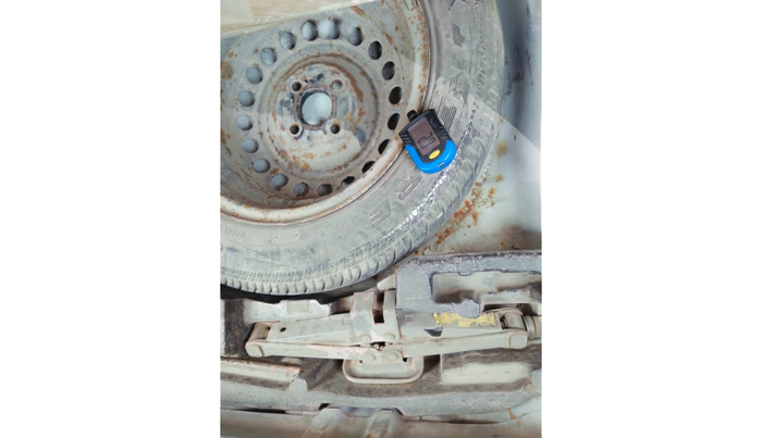 2014 Honda Amaze 1.5L I-DTEC S, Diesel, Manual, 1,57,999 km, tyre