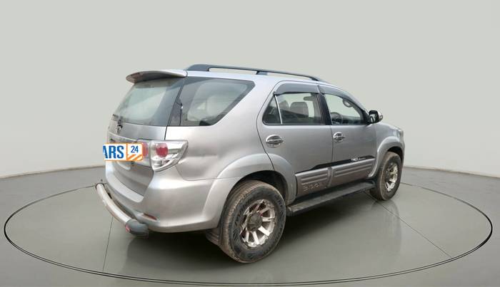 2015 Toyota Fortuner 3.0 4X2 MT, Diesel, Manual, 1,23,284 km, exterior