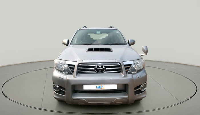 2015 Toyota Fortuner 3.0 4X2 MT, Diesel, Manual, 1,23,284 km, exterior