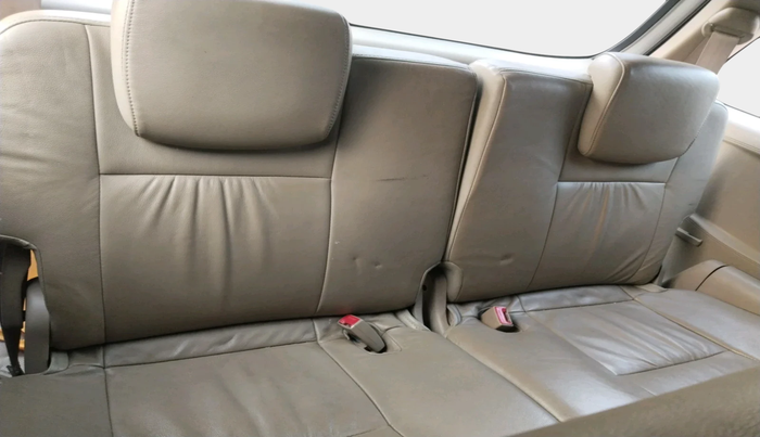 2015 Toyota Fortuner 3.0 4X2 MT, Diesel, Manual, 1,23,284 km, interior