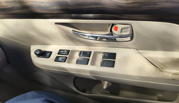 2019 Maruti Ertiga ZXI+ SHVS, Petrol, Manual, 67,890 km, interior