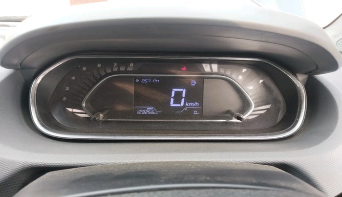 2022 Tata TIGOR XZ CNG, Petrol, Manual, 1,23,256 km, interior