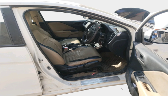 2014 Honda City 1.5L I-DTEC SV, Diesel, Manual, 1,15,299 km, interior