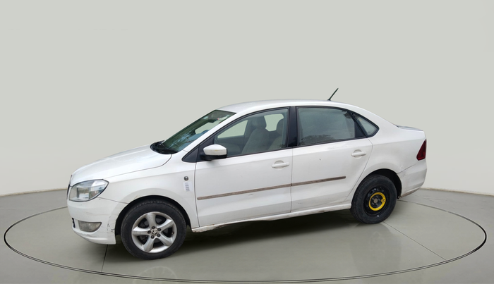 2013 Skoda Rapid ELEGANCE 1.6 TDI CR MT, Diesel, Manual, 1,55,276 km, exterior