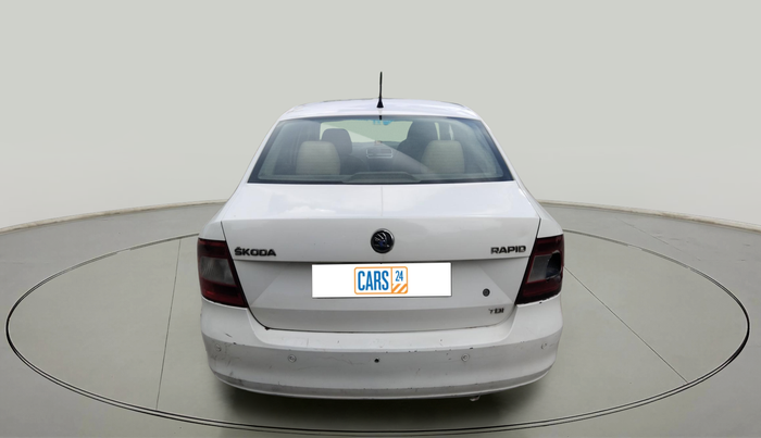 2013 Skoda Rapid ELEGANCE 1.6 TDI CR MT, Diesel, Manual, 1,55,276 km, exterior