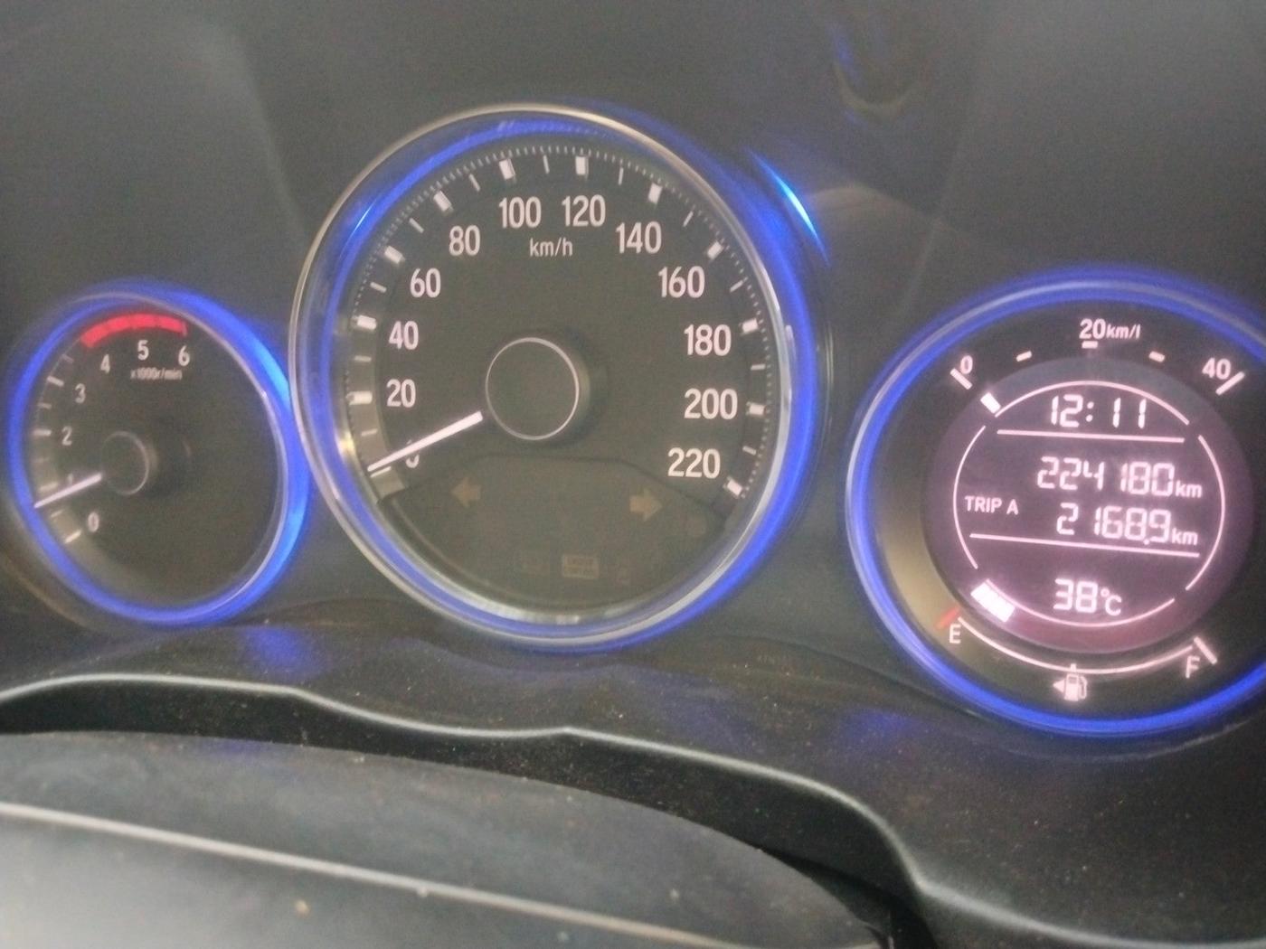 2014 Honda City 1.5L I-DTEC SV, Diesel, Manual, 2,24,180 km, interior