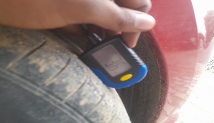 2018 Maruti Celerio VXI CNG, Petrol, Manual, 81,216 km, tyre