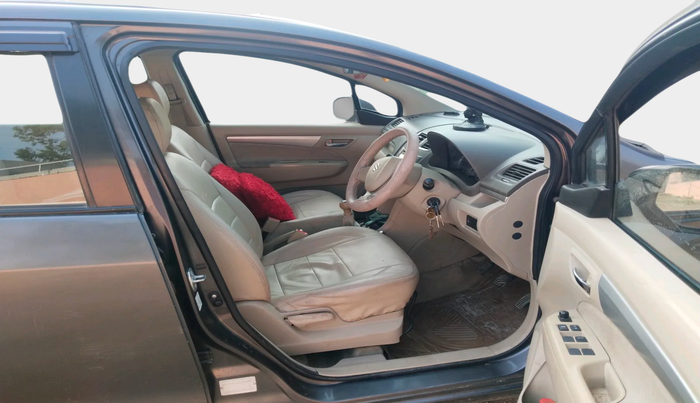 2014 Maruti Ertiga VDI, Diesel, Manual, 1,82,872 km, interior