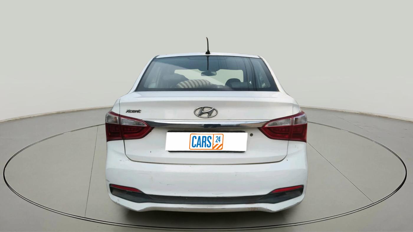 2018 Hyundai Xcent E+, Petrol, Manual, 1,25,625 km, exterior