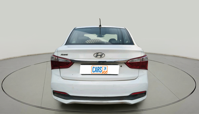 2018 Hyundai Xcent E+, Petrol, Manual, 1,25,625 km, exterior