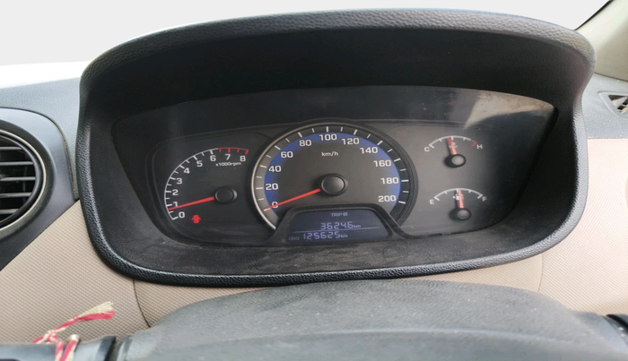 2018 Hyundai Xcent E+, Petrol, Manual, 1,25,625 km, interior