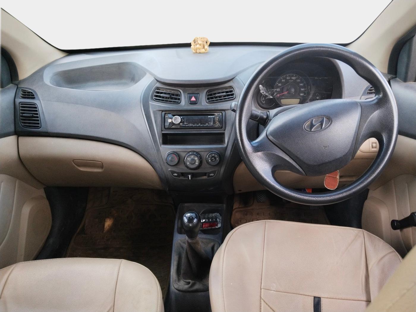 2014 Hyundai Eon D-LITE+, Petrol, Manual, 50,938 km, interior