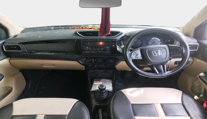 2018 Honda Amaze 1.5L I-DTEC S, Diesel, Manual, 1,37,115 km, interior