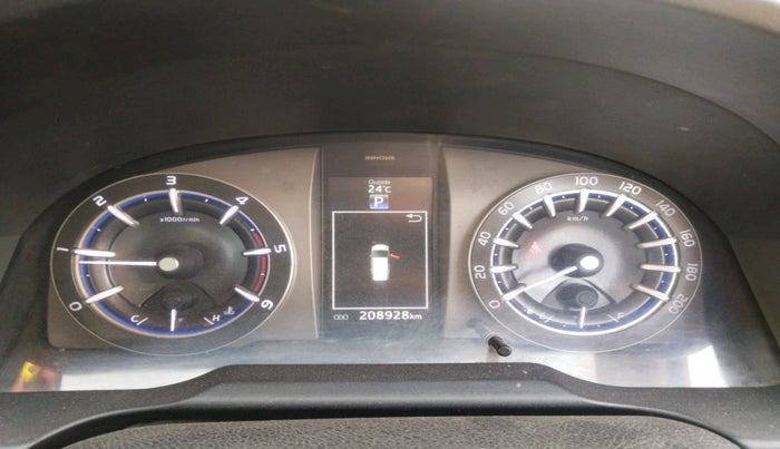 2017 Toyota Innova Crysta 2.8 ZX AT 7 STR, Diesel, Automatic, 2,08,928 km, interior