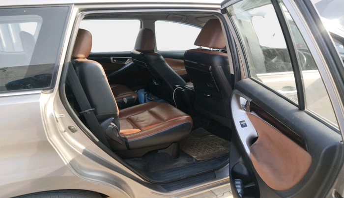 2017 Toyota Innova Crysta 2.8 ZX AT 7 STR, Diesel, Automatic, 2,08,928 km, interior