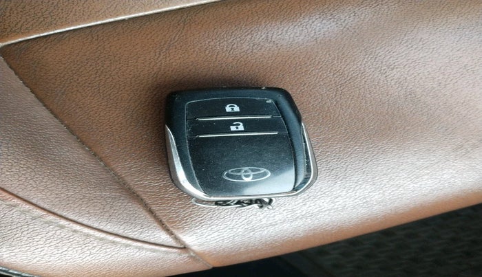 2017 Toyota Innova Crysta 2.8 ZX AT 7 STR, Diesel, Automatic, 2,08,928 km, interior