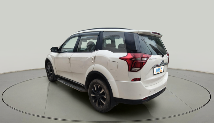 2018 Mahindra XUV500 W11 AT, Diesel, Automatic, 1,46,229 km, exterior