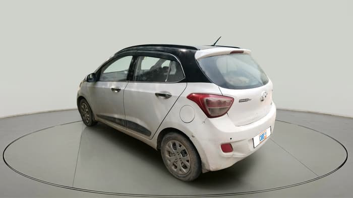2015 Hyundai Grand i10 MAGNA 1.1 CRDI, Diesel, Manual, 1,20,816 km, exterior