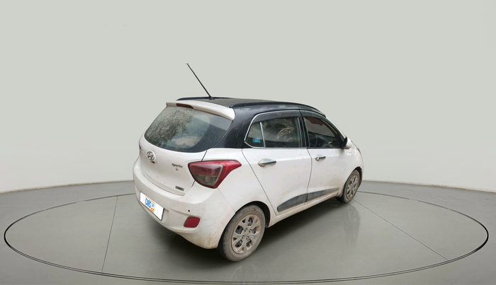 2015 Hyundai Grand i10 MAGNA 1.1 CRDI, Diesel, Manual, 1,20,816 km, exterior