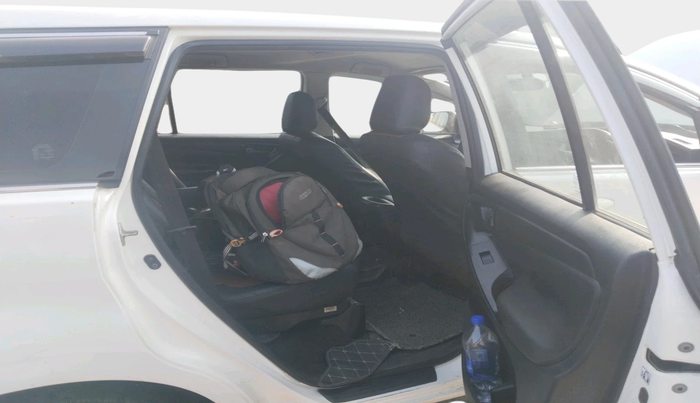 2020 Toyota Innova Crysta 2.4 GX 7 STR, Diesel, Manual, 1,73,277 km, interior