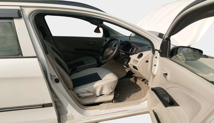 2017 Maruti Celerio VXI CNG, Petrol, Manual, 1,54,207 km, interior
