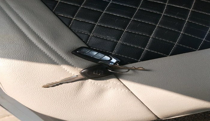 2017 Maruti Celerio VXI CNG, Petrol, Manual, 1,54,207 km, interior