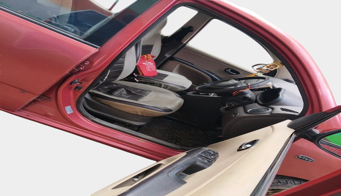 2011 Hyundai i10 MAGNA 1.2, Petrol, Manual, 89,862 km, interior