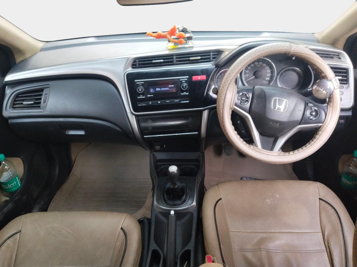 2014 Honda City 1.5L I-DTEC V, Diesel, Manual, 2,27,304 km, interior