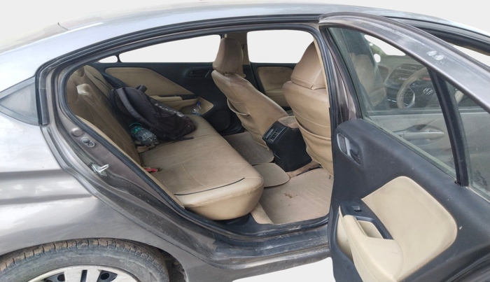 2014 Honda City 1.5L I-DTEC V, Diesel, Manual, 2,27,304 km, interior