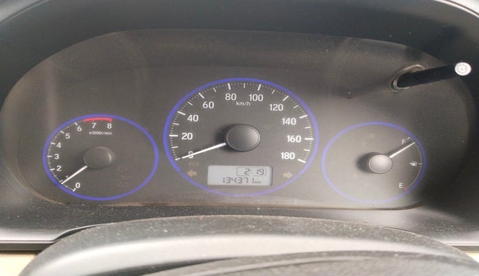 2016 Honda Amaze 1.2L I-VTEC S, Petrol, Manual, 1,34,371 km, interior