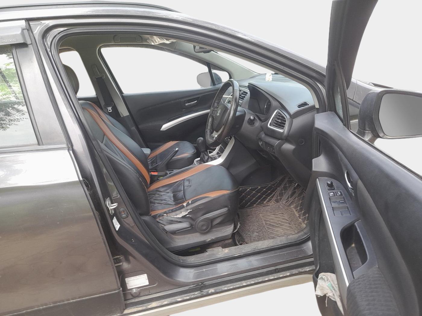 2017 Maruti S Cross ZETA 1.3, Diesel, Manual, 78,200 km, interior
