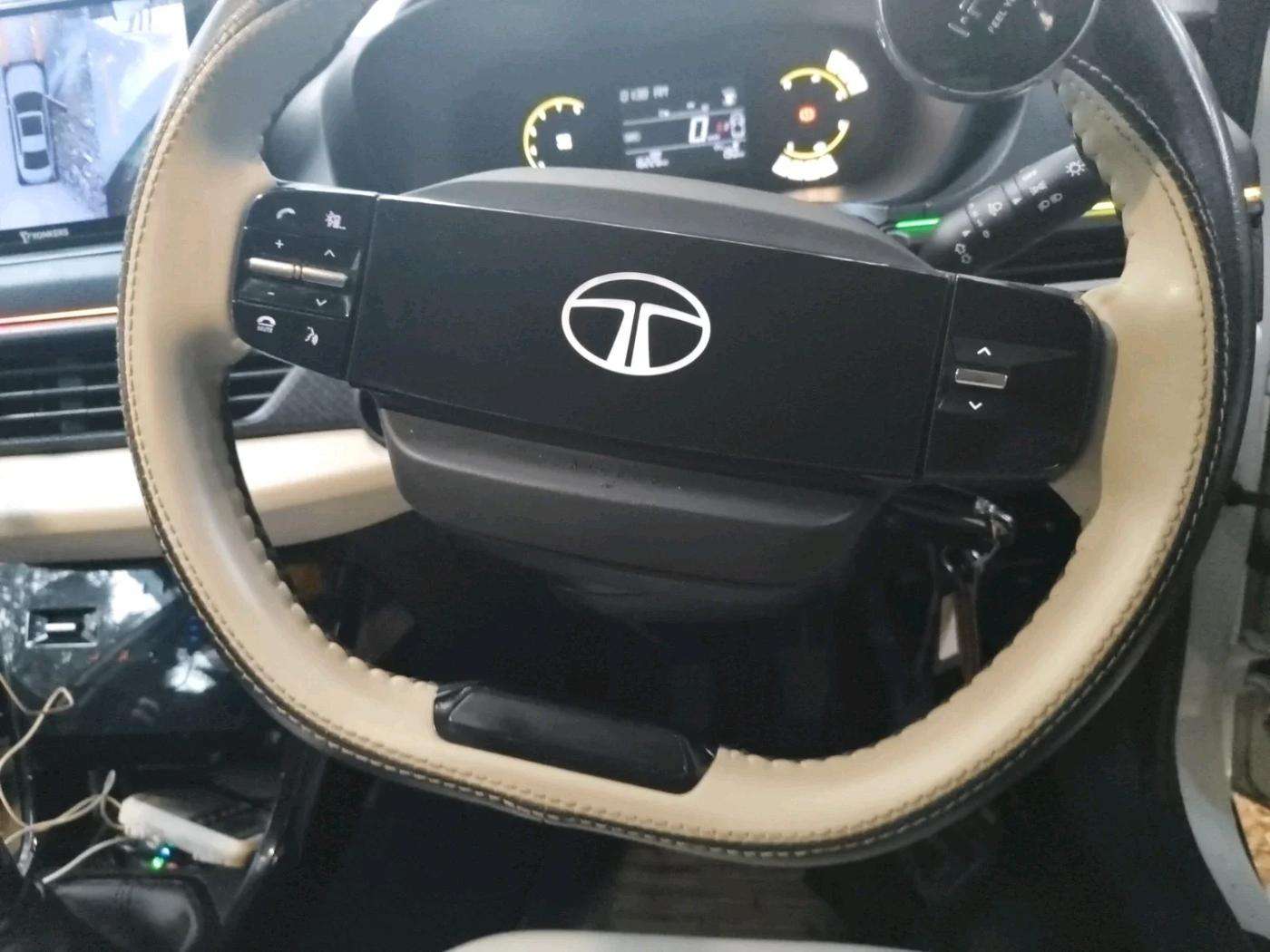 2024 Tata NEXON PURE SUNROOF 1.2 PETROL, Petrol, Manual, 16,226 km, interior