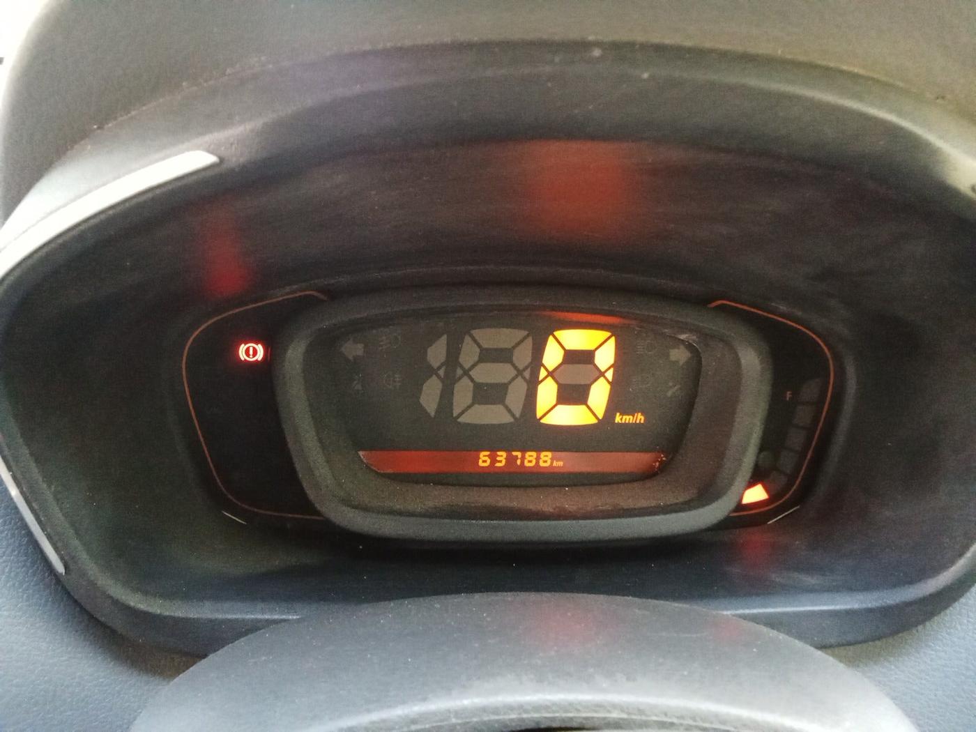 2016 Renault Kwid RXT 0.8, Petrol, Manual, 63,788 km, interior