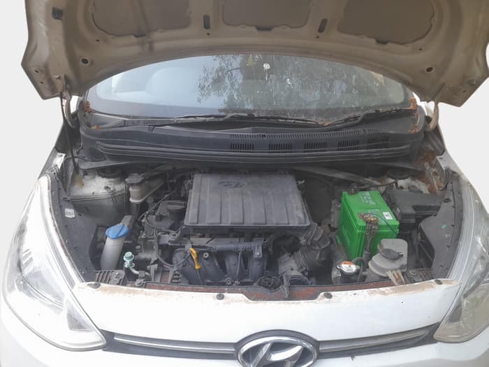 2016 Hyundai Grand i10 MAGNA 1.2 KAPPA VTVT, Petrol, Manual, 1,34,562 km, exterior