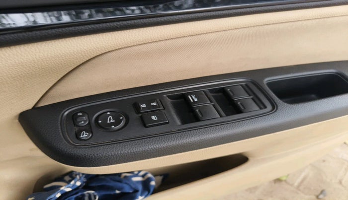 2019 Honda Amaze 1.2L I-VTEC VX CVT, Petrol, Automatic, 32,314 km, interior