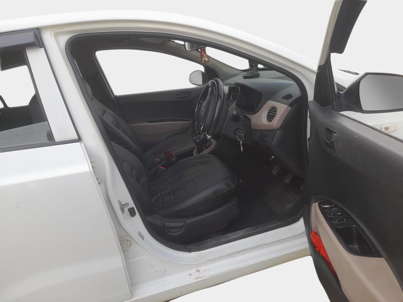 2018 Hyundai Grand i10 MAGNA 1.2 KAPPA VTVT, Petrol, Manual, 49,400 km, interior
