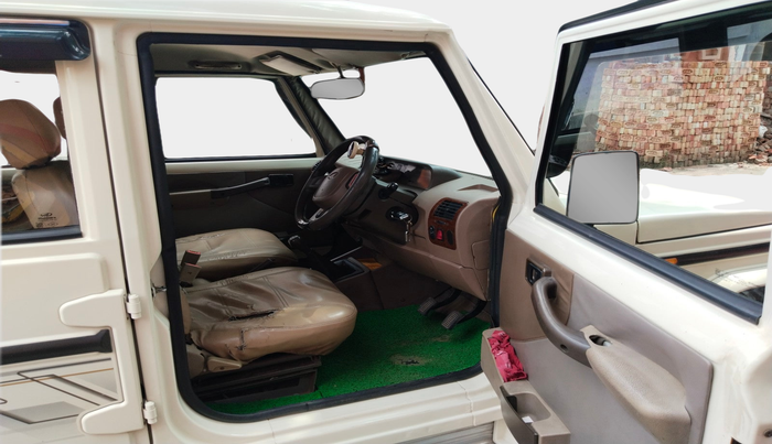 2014 Mahindra Bolero ZLX BS-III, Diesel, Manual, 1,15,009 km, interior