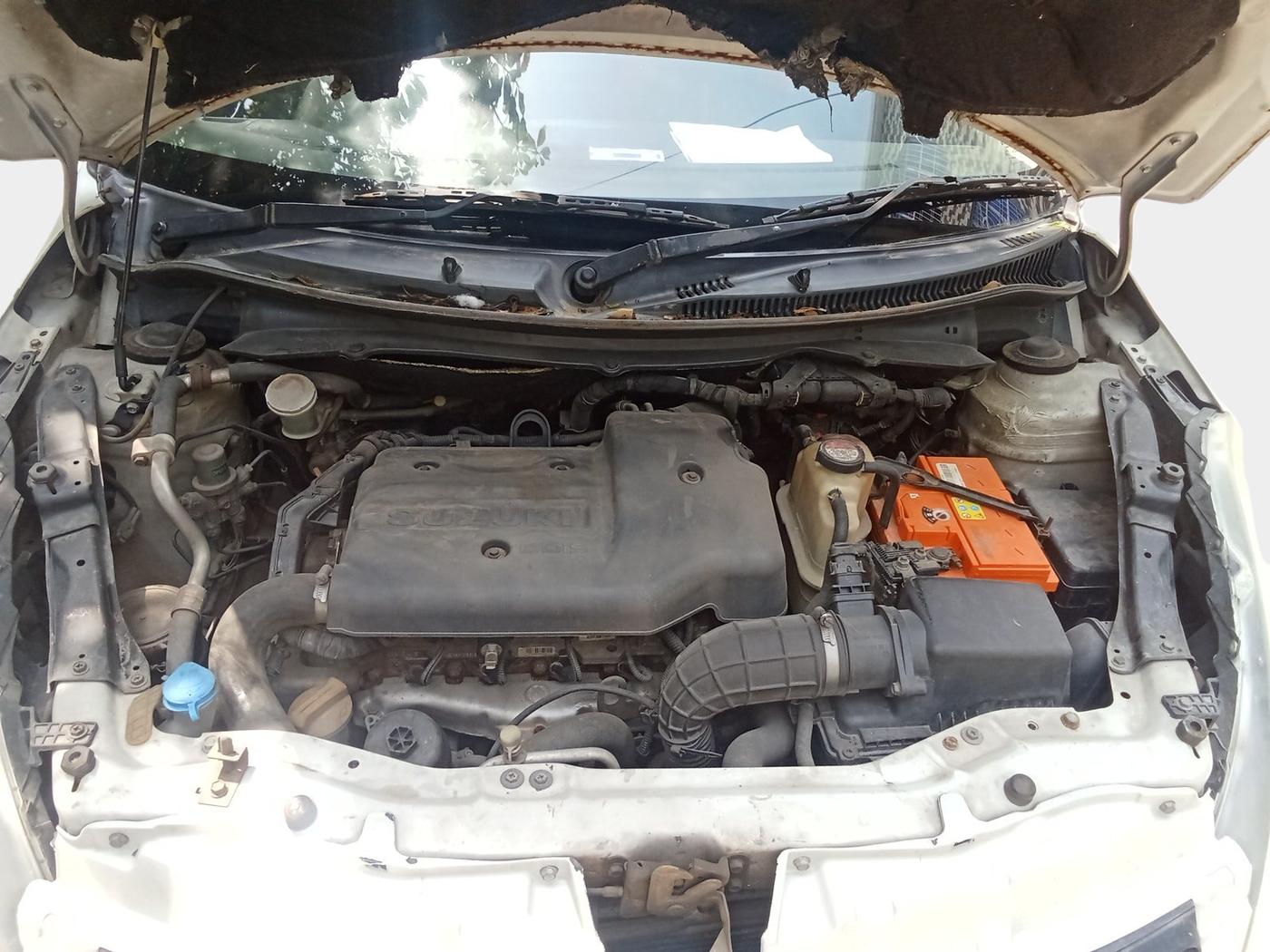 2014 Maruti Swift VDI, Diesel, Manual, 2,08,949 km, exterior