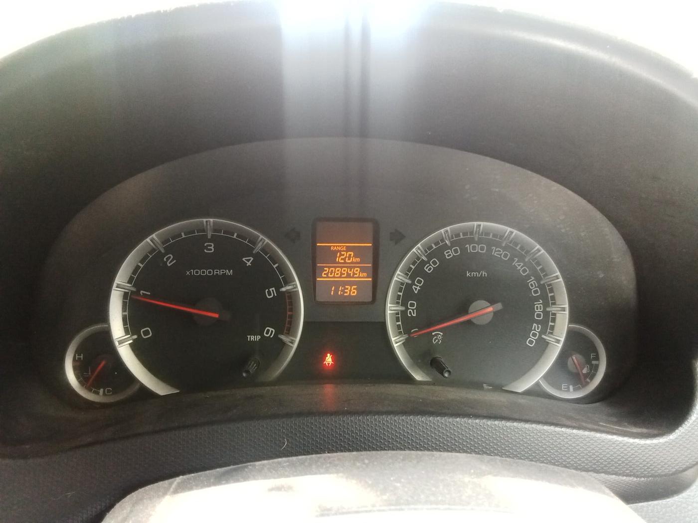 2014 Maruti Swift VDI, Diesel, Manual, 2,08,949 km, interior
