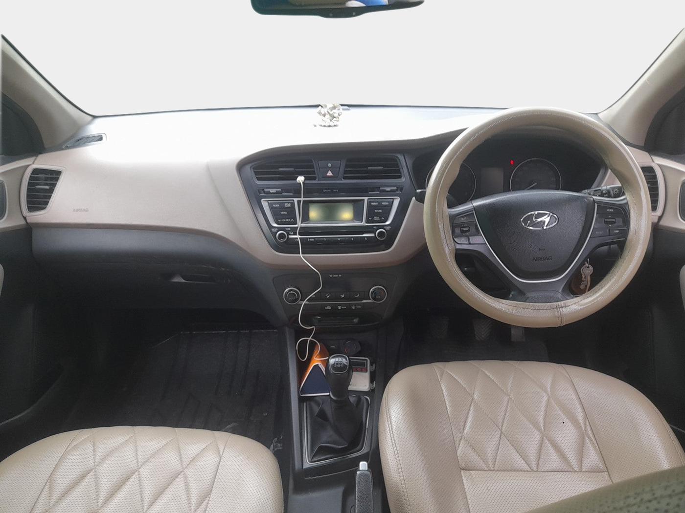 2016 Hyundai Elite i20 SPORTZ 1.2, Petrol, Manual, 92,020 km, interior